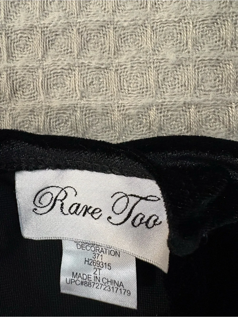 Rare Editions Black Velvet and Gold-Accent Ivory Party Dress